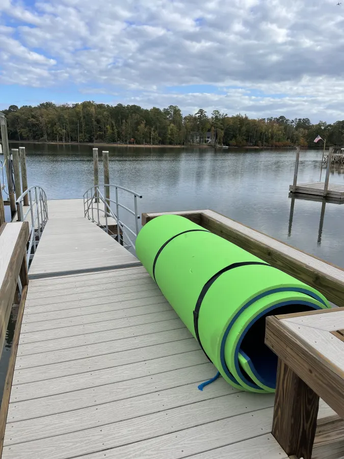 Peaceful Lakefront Getaway/Boujee Shack w/Dock + Kayaks 20