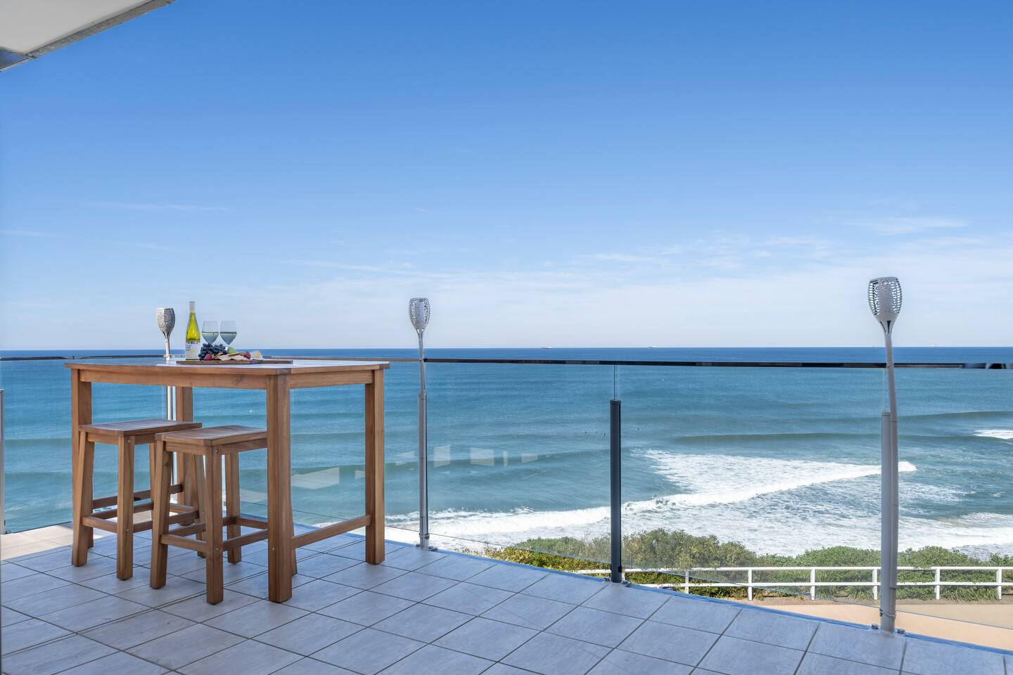 Seascape | Absolute Beachfront & Views