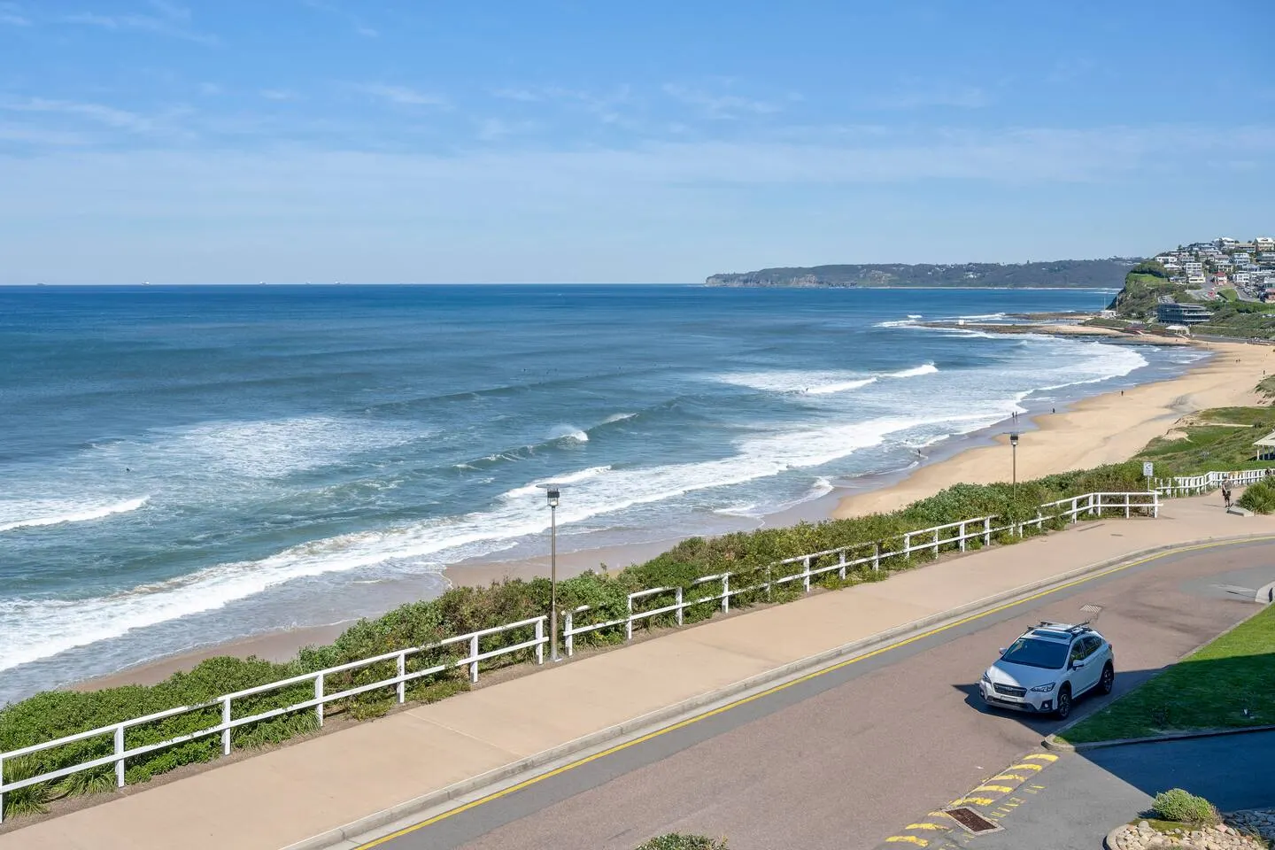 Seascape Absolute Beachfront & Views 19