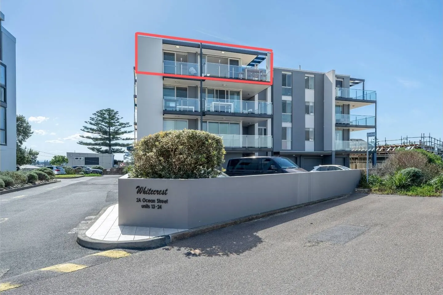 Seascape Absolute Beachfront & Views 20