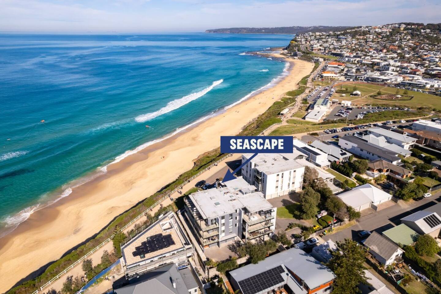 Seascape Absolute Beachfront & Views 3