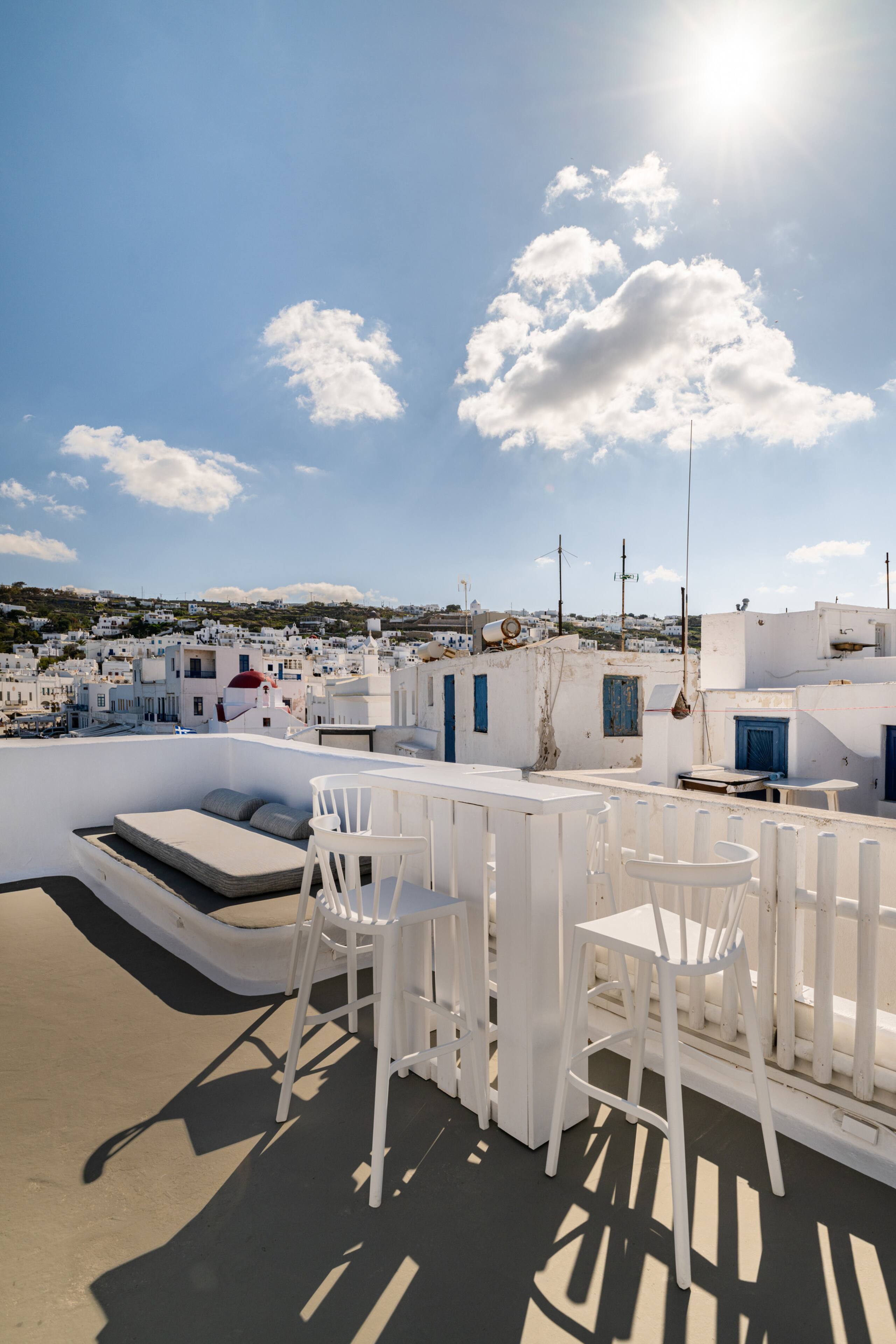 Elpis Mykonos III: Breathtaking pvt roof Old Port 37