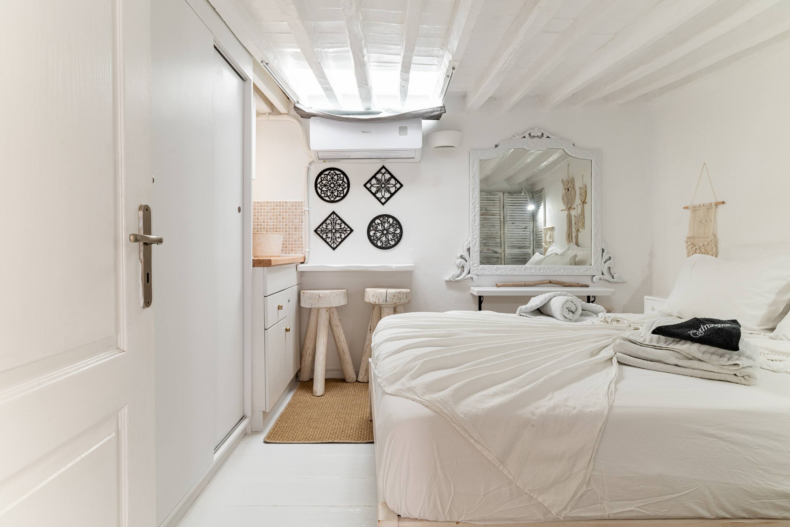 Elpis Mykonos III: Breathtaking pvt roof Old Port 30