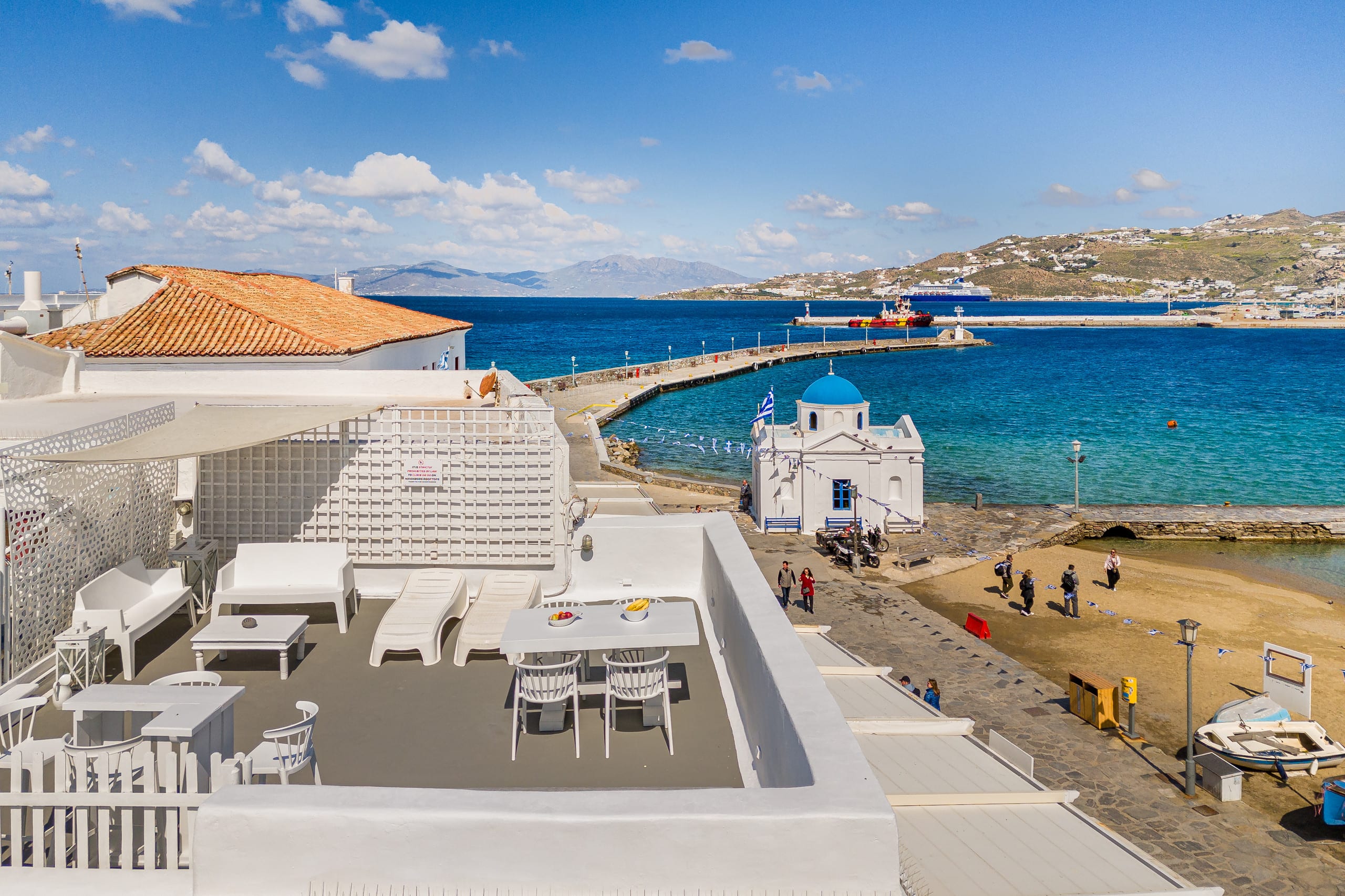Elpis Mykonos III: Breathtaking pvt roof Old Port