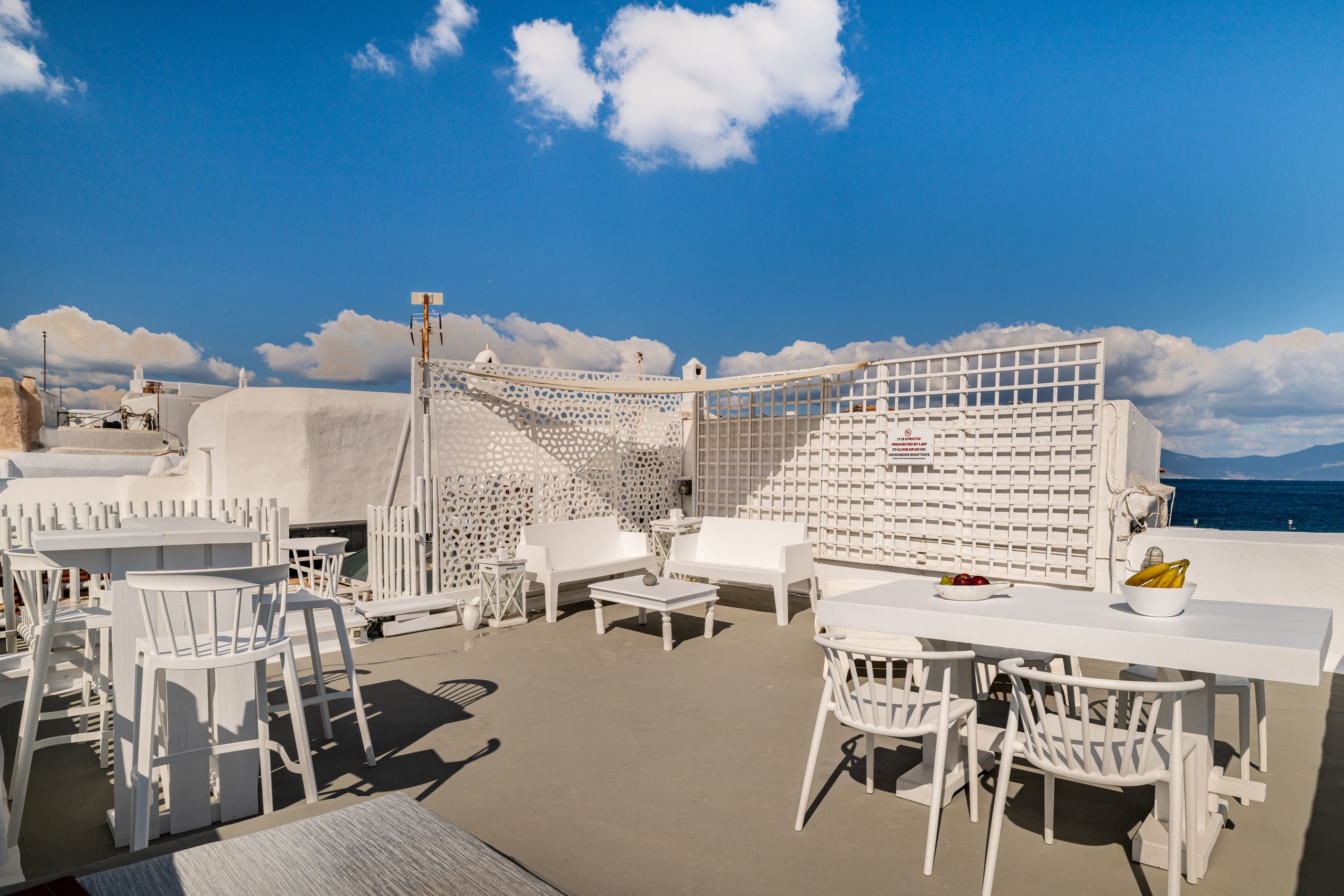 Elpis Mykonos III: Breathtaking pvt roof Old Port 35