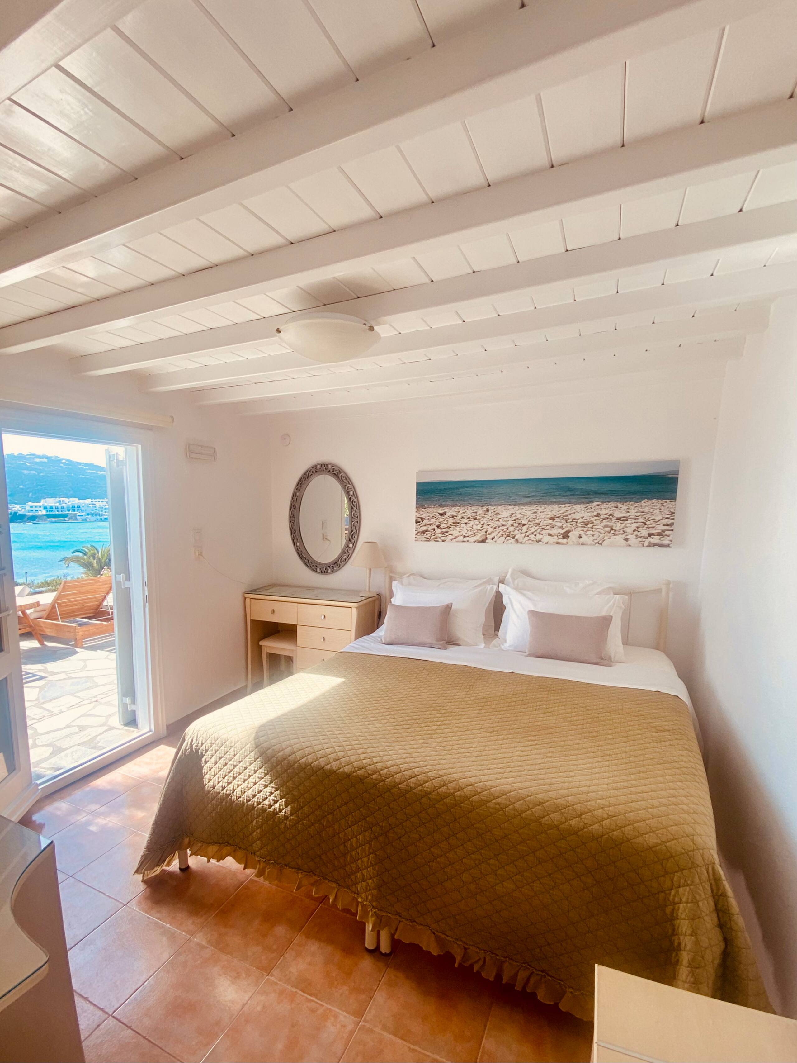 Only yours Mykonos, the standard studio 10
