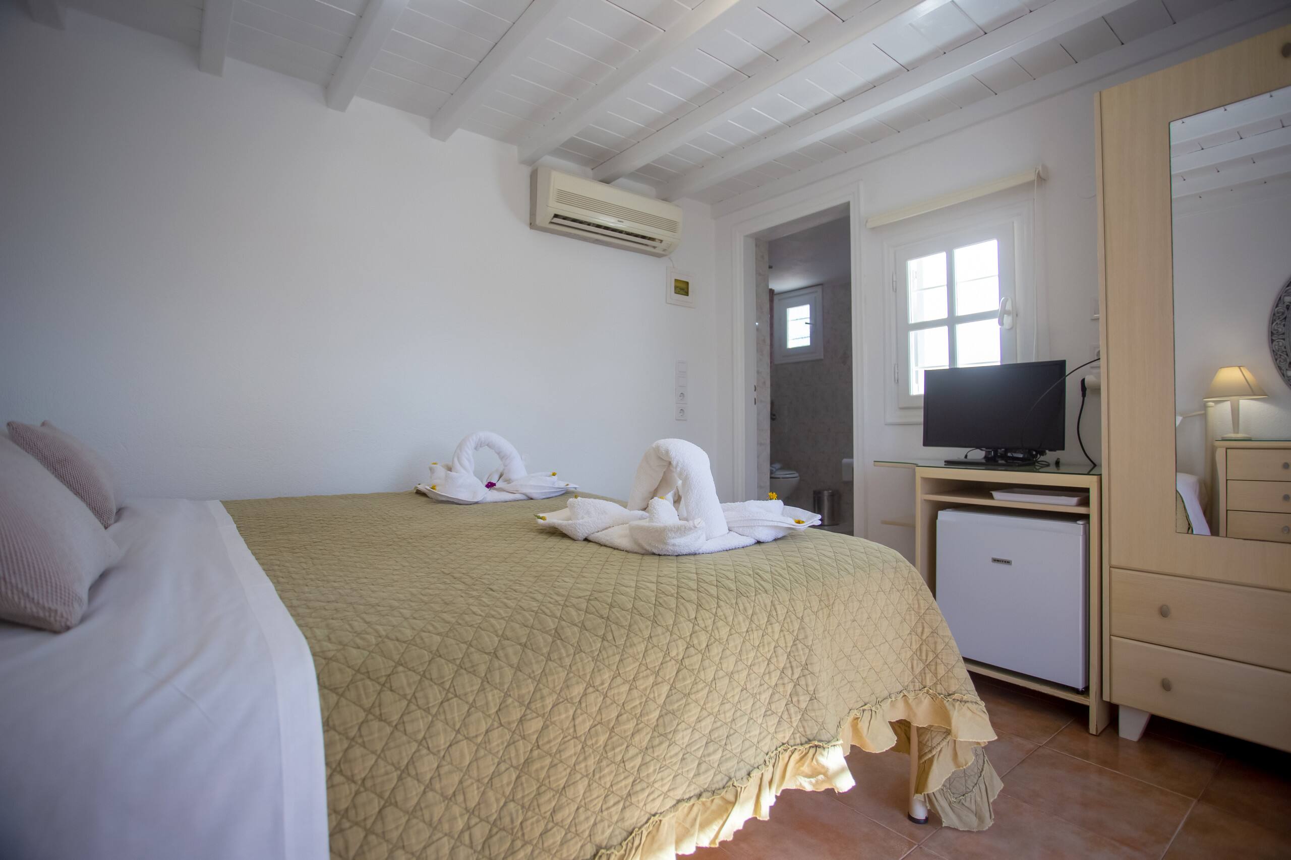 Only yours Mykonos, the standard studio 8