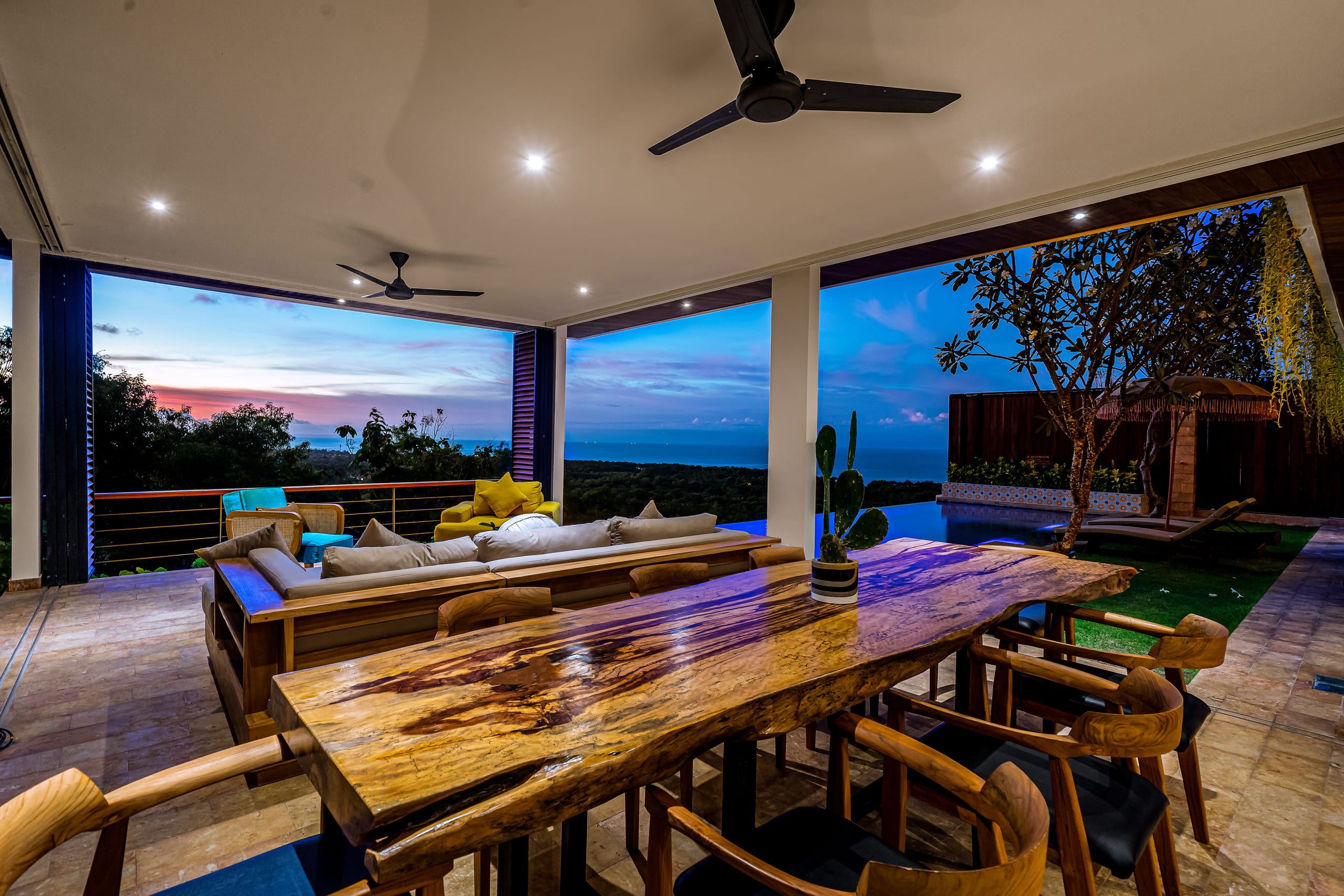 Uluwatu Sunset Hills 12
