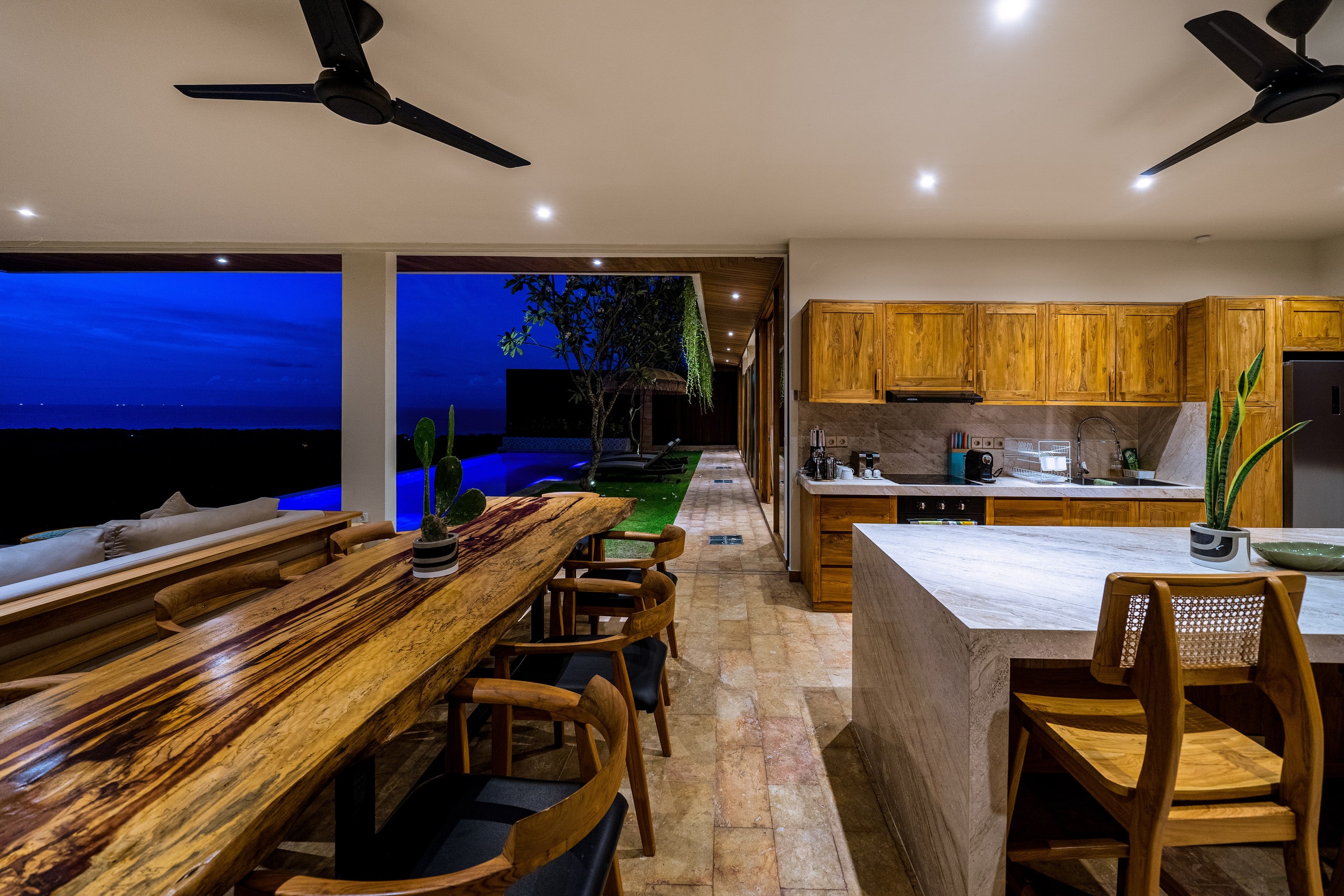 Uluwatu Sunset Hills 14