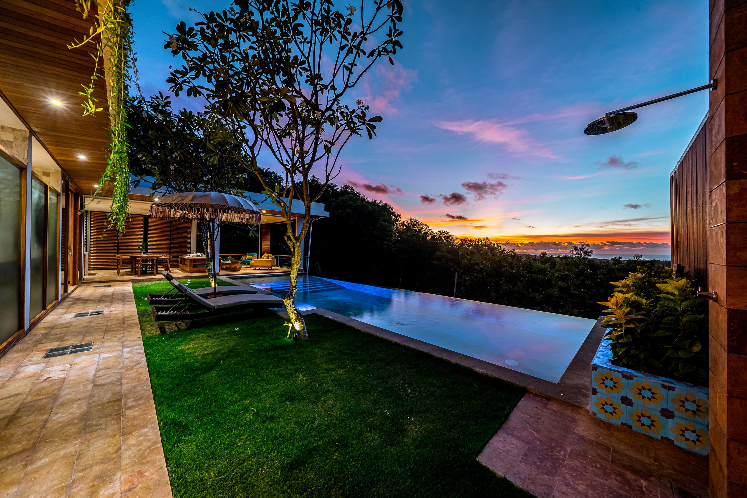Uluwatu Sunset Hills 37