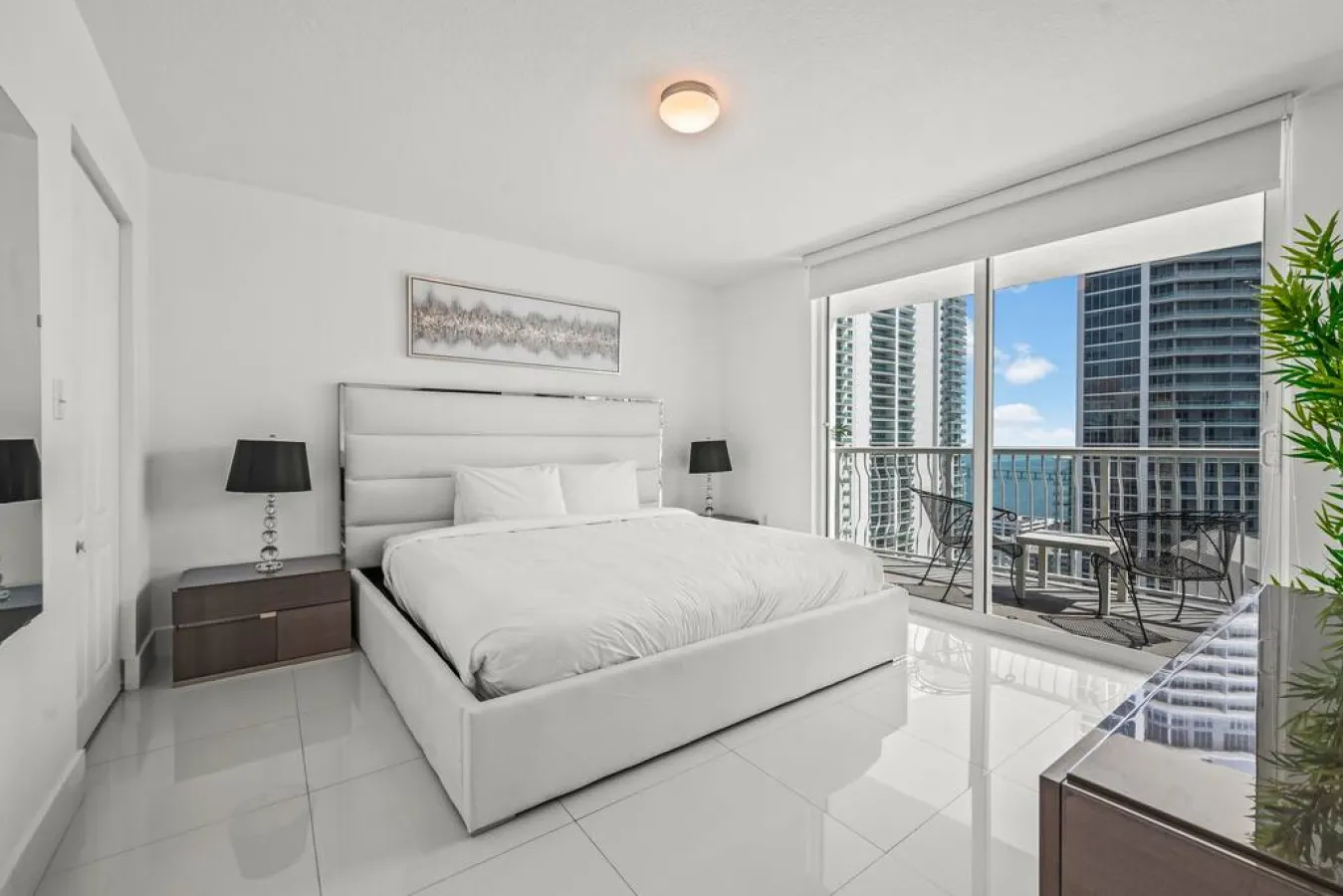 High Floor Ocean View Unit In Brickell - Parking 16