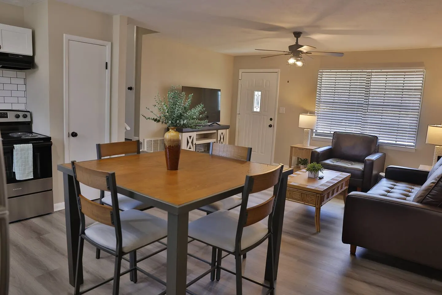 Harrison House - 3br/2ba, fully updated 14