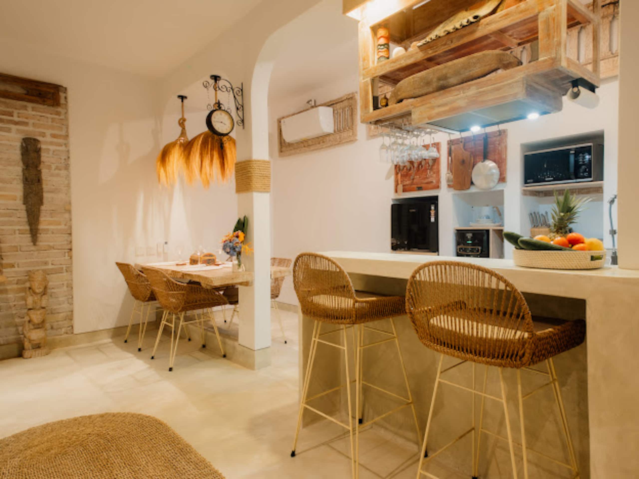 Pabuan villa, private & ethnic 25