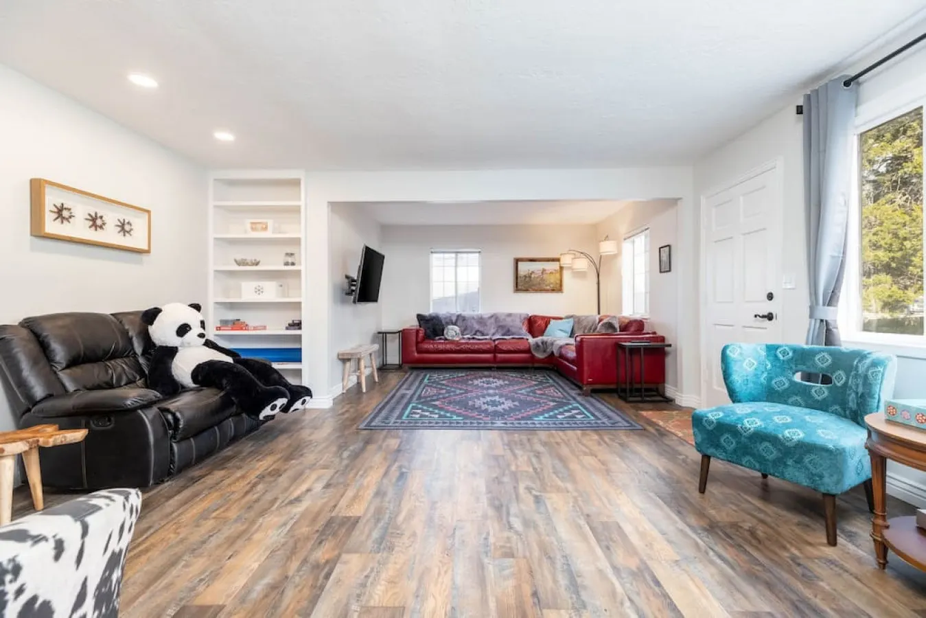 Wasatch Cottage | 6BR Ski Home + Hot Tub | Sleeps 12 — photo 2