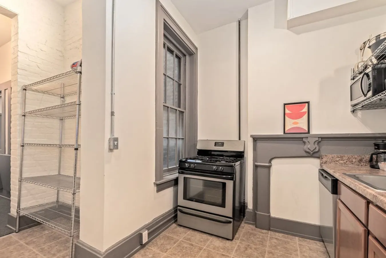 Deluxe 5-Bedroom Retreat Walkable to Everything 20