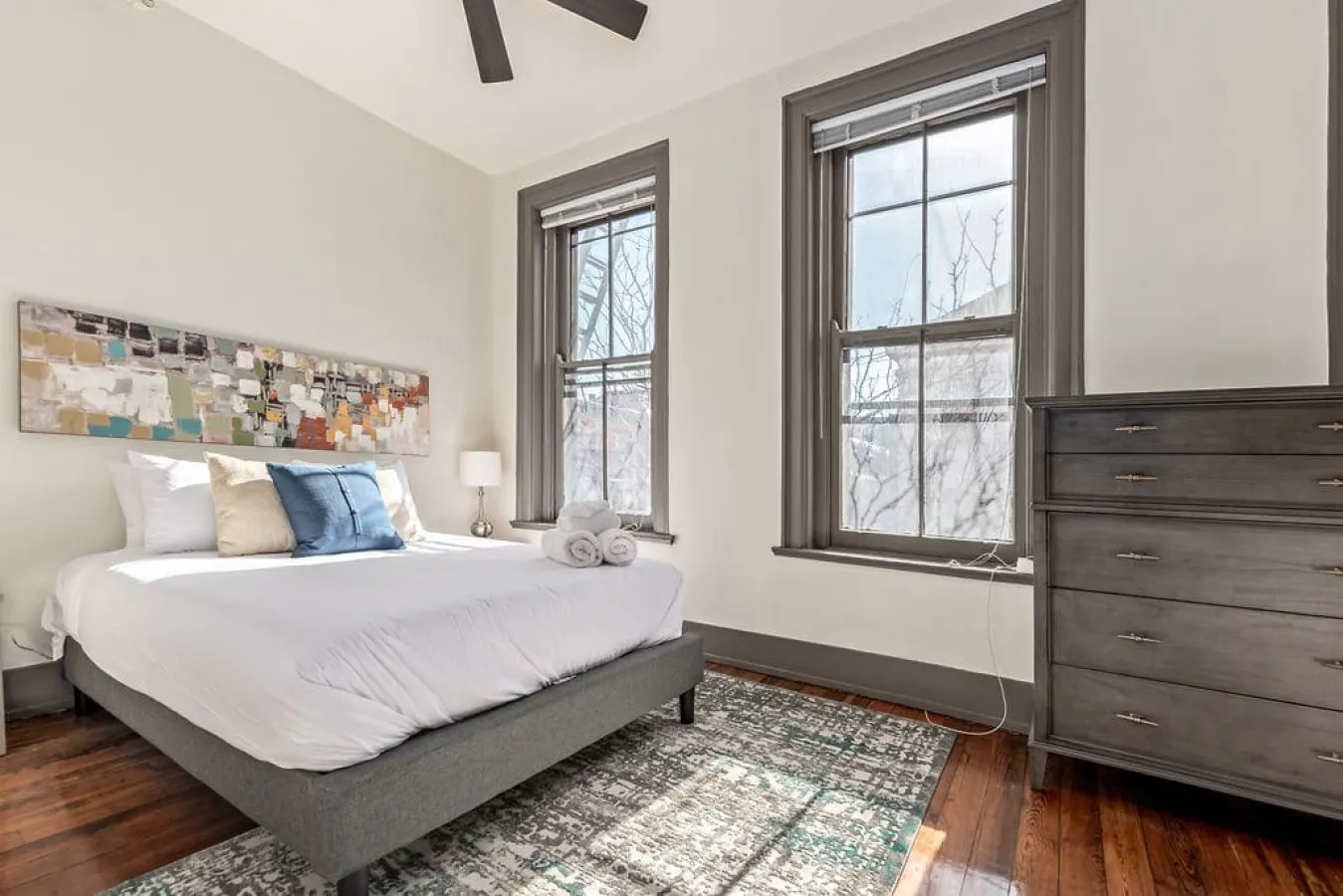 Deluxe 5-Bedroom Retreat Walkable to Everything — foto 3