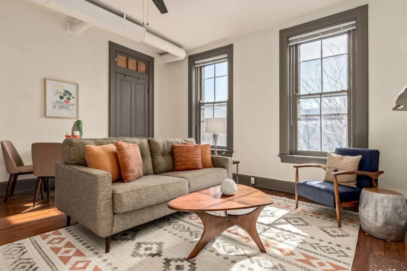 Deluxe 5-Bedroom Retreat Walkable to Everything — foto 4