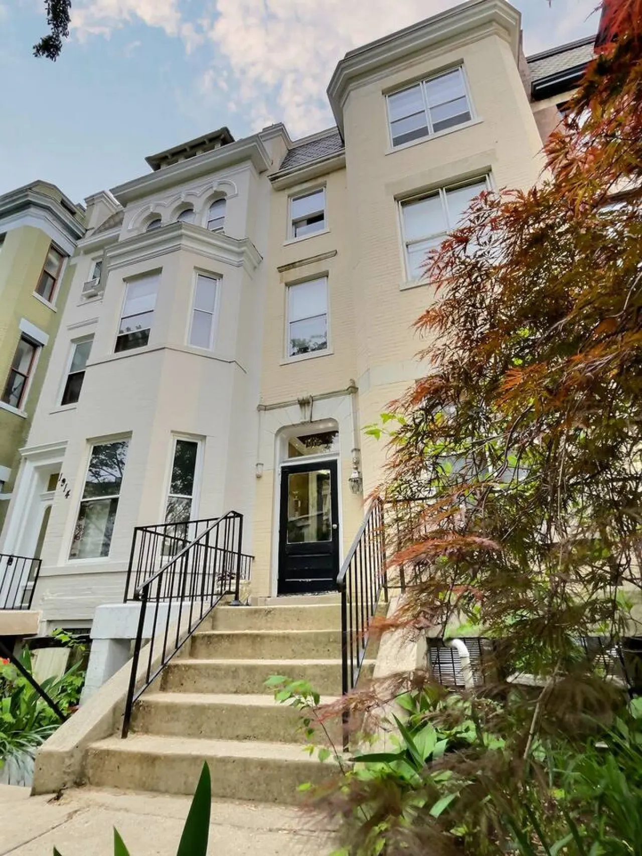 Perfect Adams Morgan Location! Charming & Historic 13