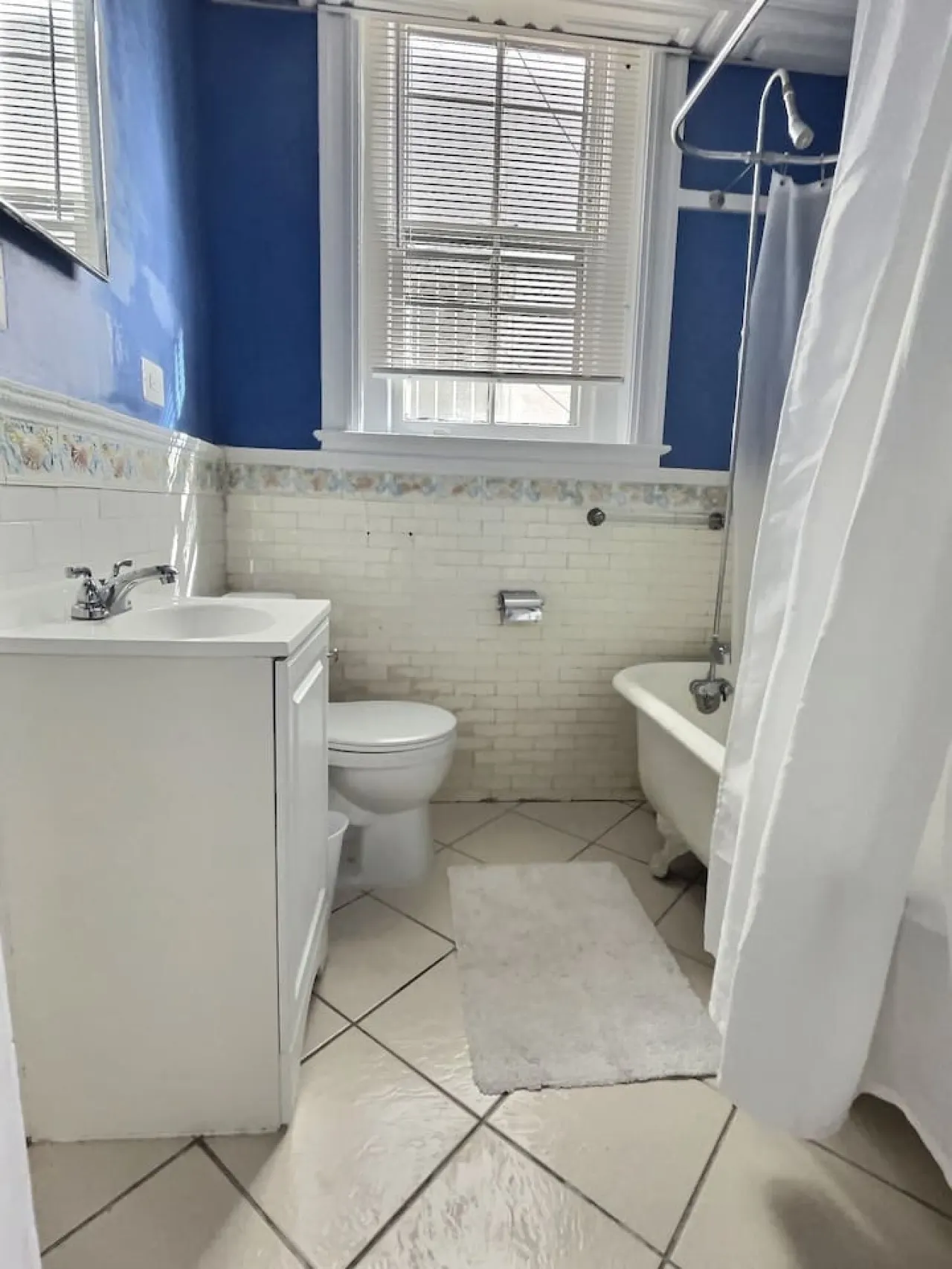 Perfect Adams Morgan Location! Charming & Historic 15
