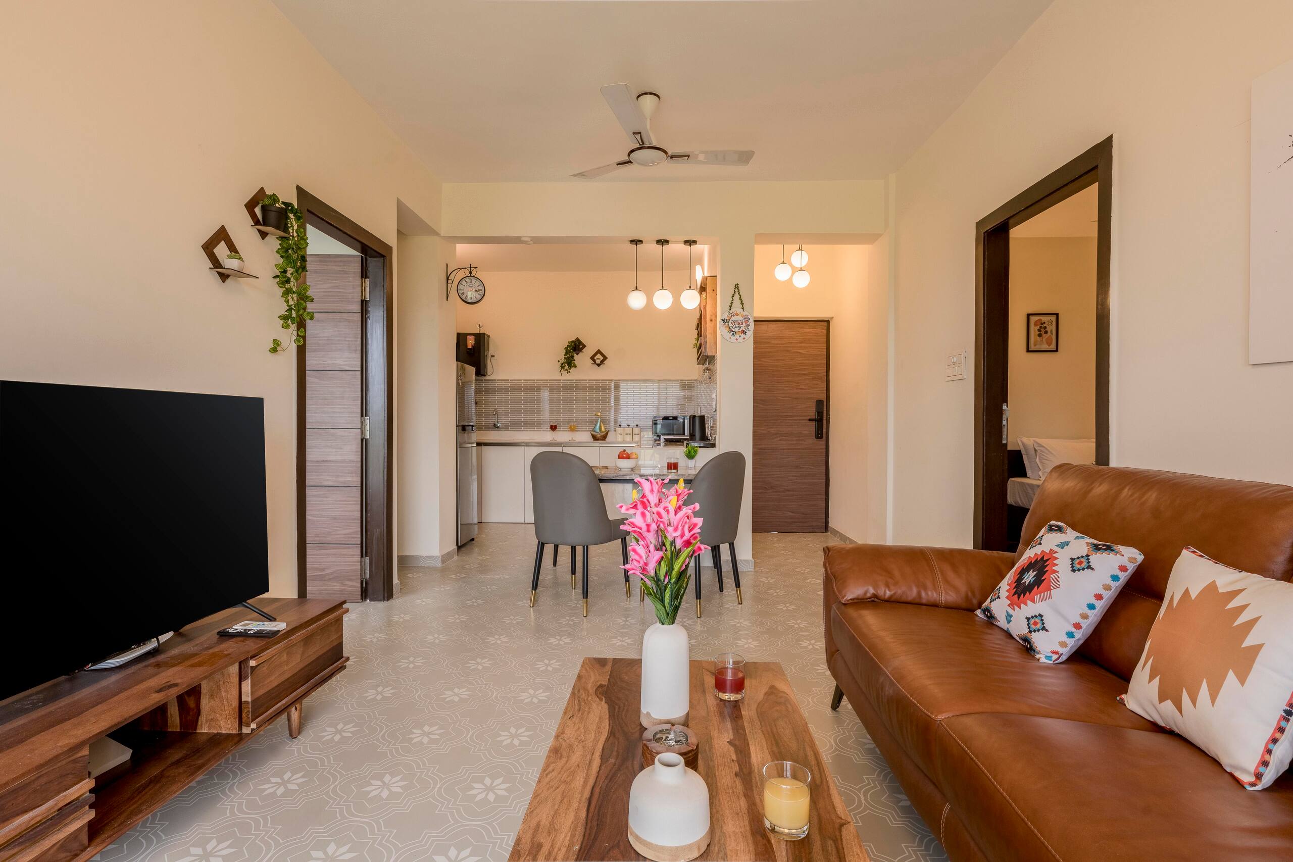 TIIA Estates - Luxury 2BHK near Candolim Beach 10