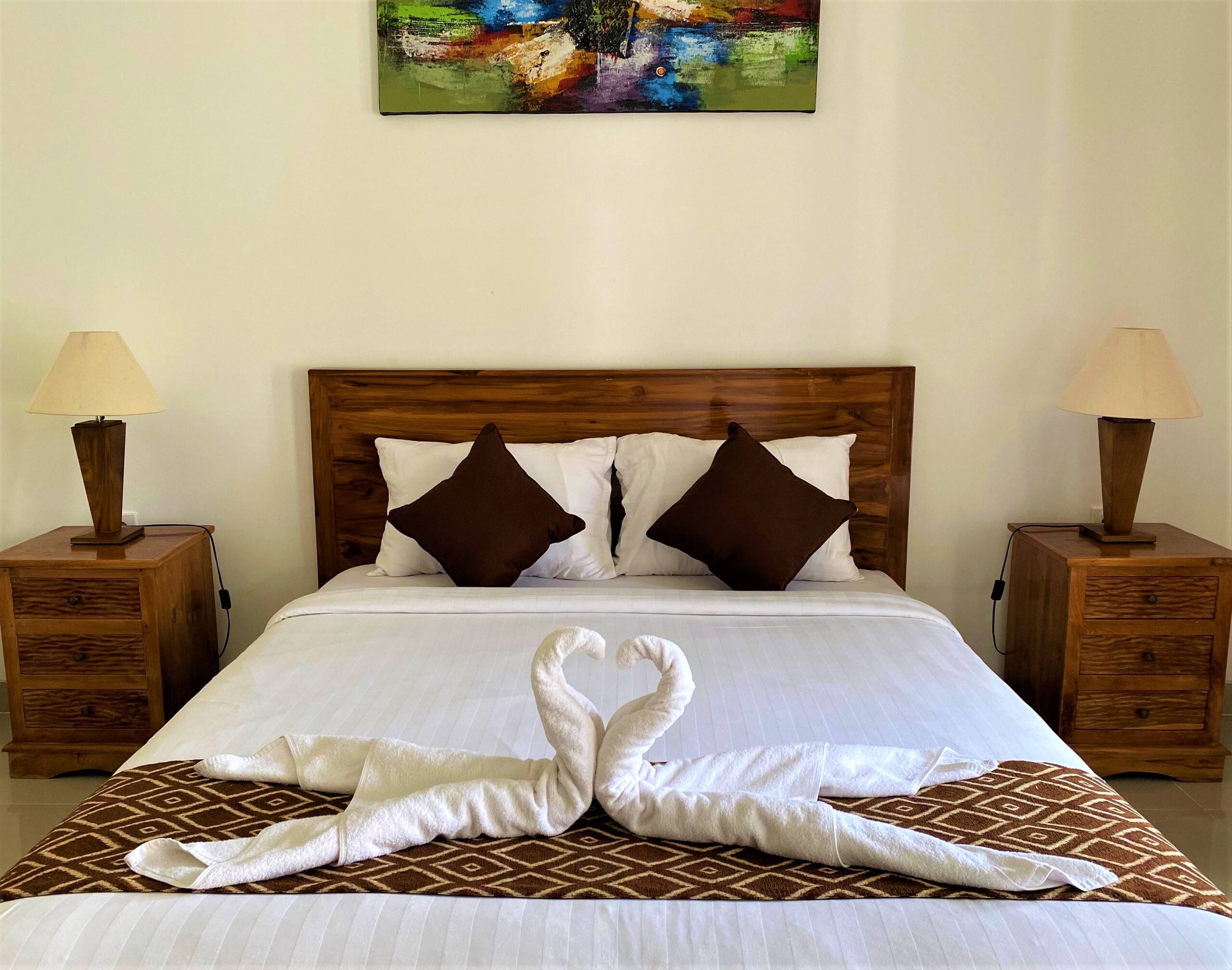 Room Only Uluwatu Jungle Villa with Pool View - Guesthouses for Rent in South Kuta, Bali, Indonesia — photo 3