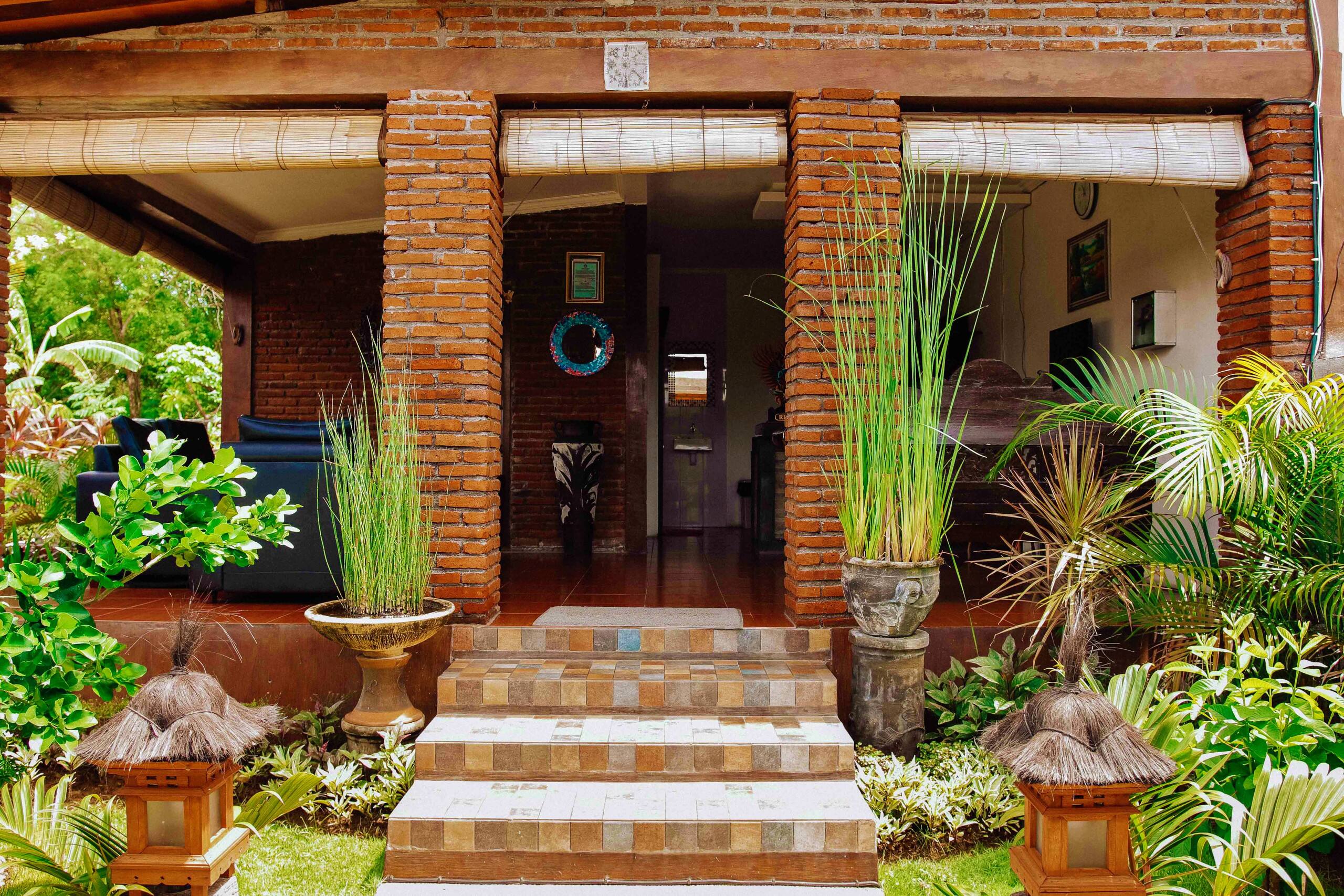 Room Only Uluwatu Jungle Villa with Pool View - Guesthouses for Rent in South Kuta, Bali, Indonesia 23