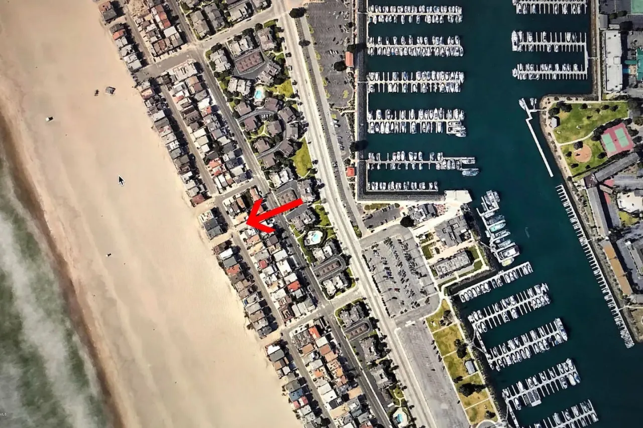 Hollywood Beachside Bungalow - Cute Mid-Century Style — photo 2