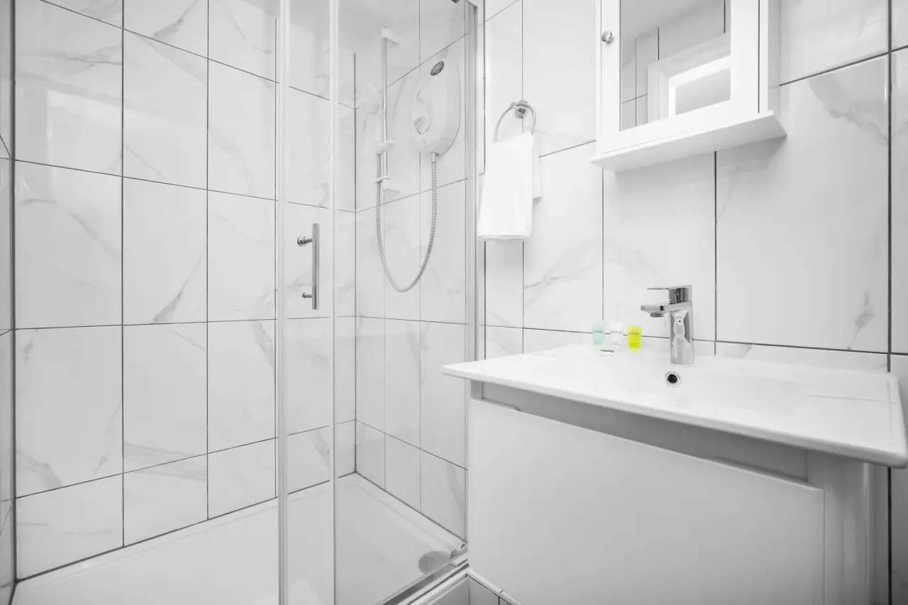 Modern 2 Bedroom Apartment - WiFi - Smart TV — photo 5