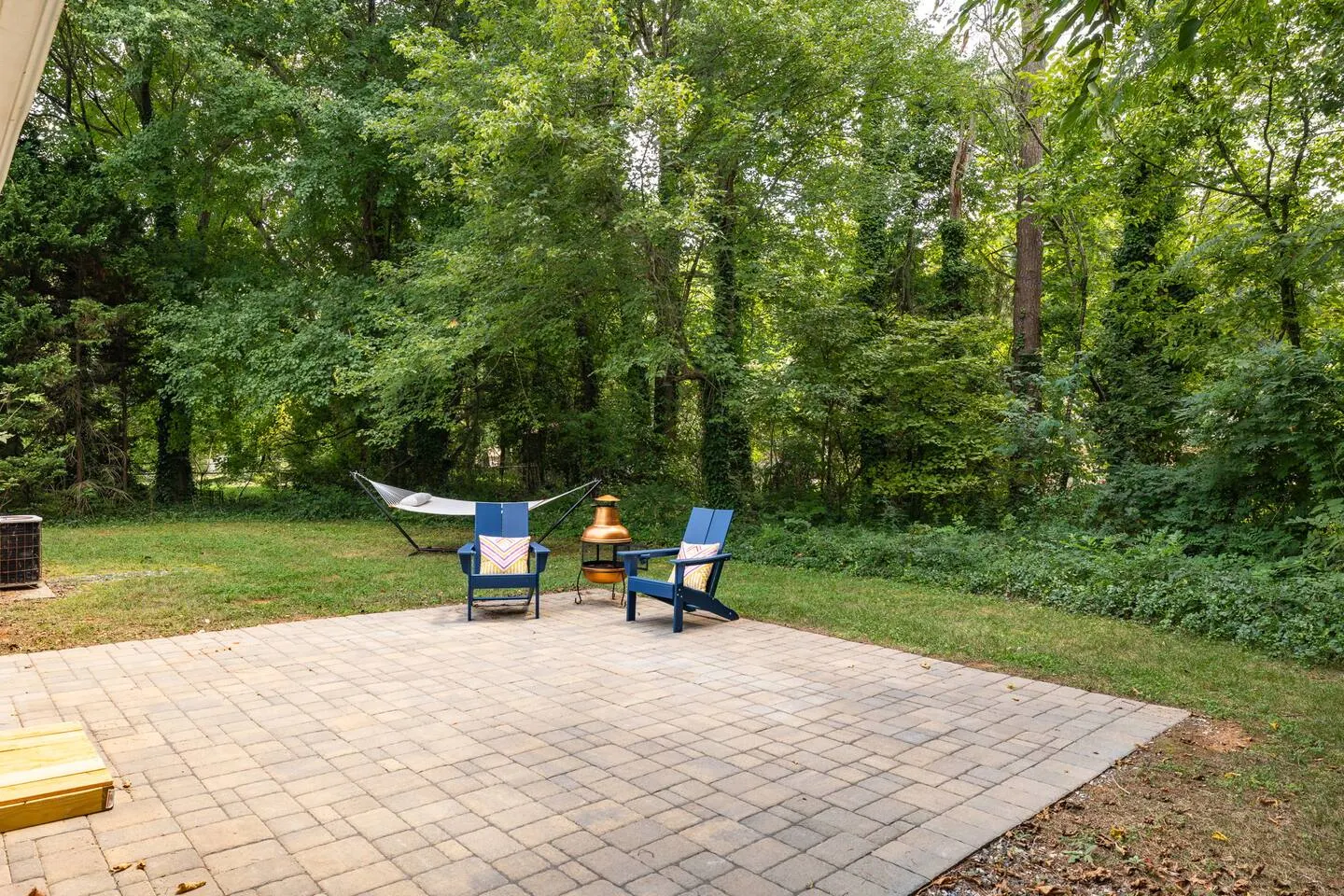 Elon 3BR Escape | Walk to Campus | Patio + BBQ — photo 2