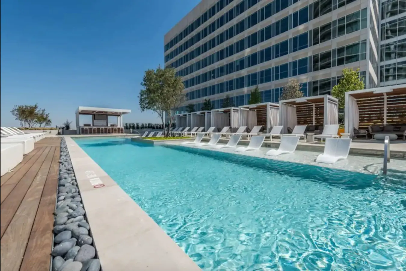 Chic Channelside Getaway in DT Close to DT! 7