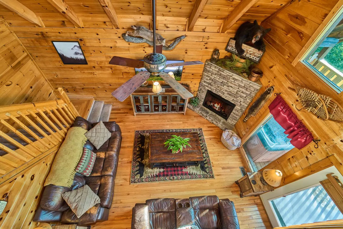 "Mama Bear", Mtn Views+Hot Tub+Pool Table+Theater 14