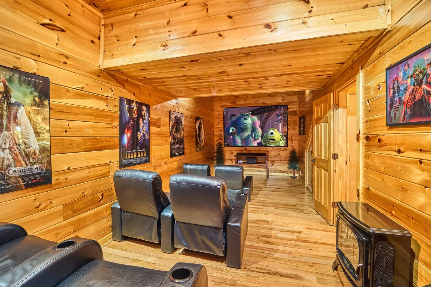 "Mama Bear", Mtn Views+Hot Tub+Pool Table+Theater 5