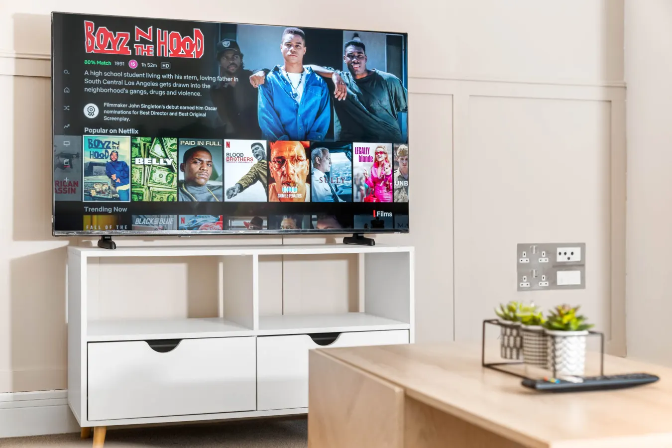 Stylish City Centre Apartment - Terrace - Netflix 7