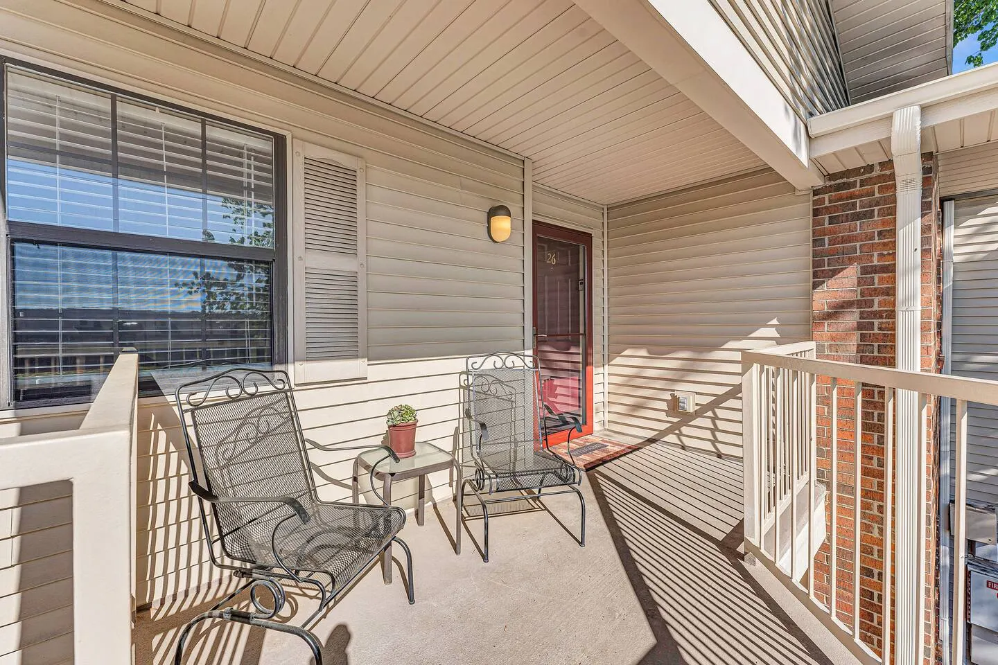 Beautifully Redone Condo Near Strip Pool & Sauna 9