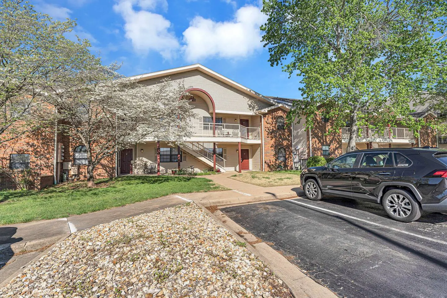 Beautifully Redone Condo Near Strip Pool & Sauna 10