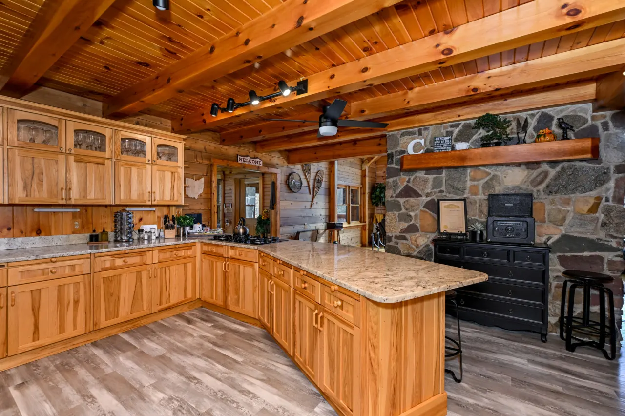 Cozy Kinsman Cabin in the woods w/Hot Tub 13