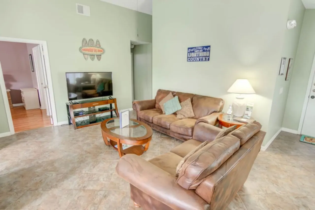 Charming 3-Bedroom Villa with Pool in Southern Dunes Golf & Country Club 5