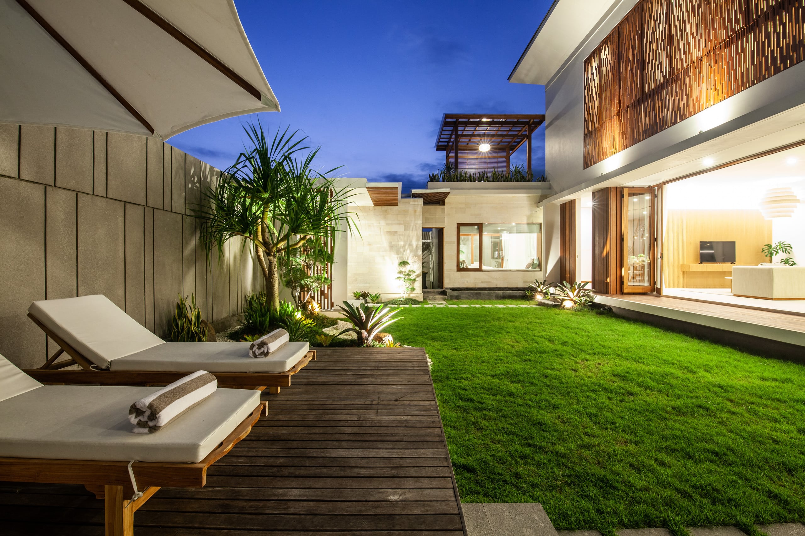 Villa in Central Canggu Private Pool 12