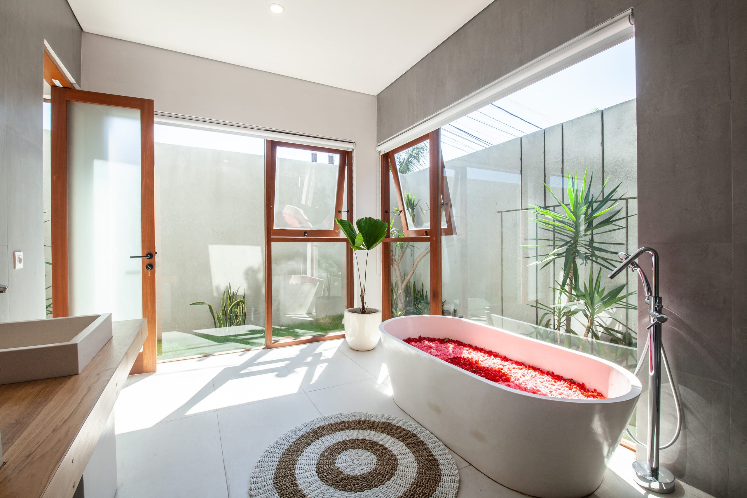 Villa in Central Canggu Private Pool 21