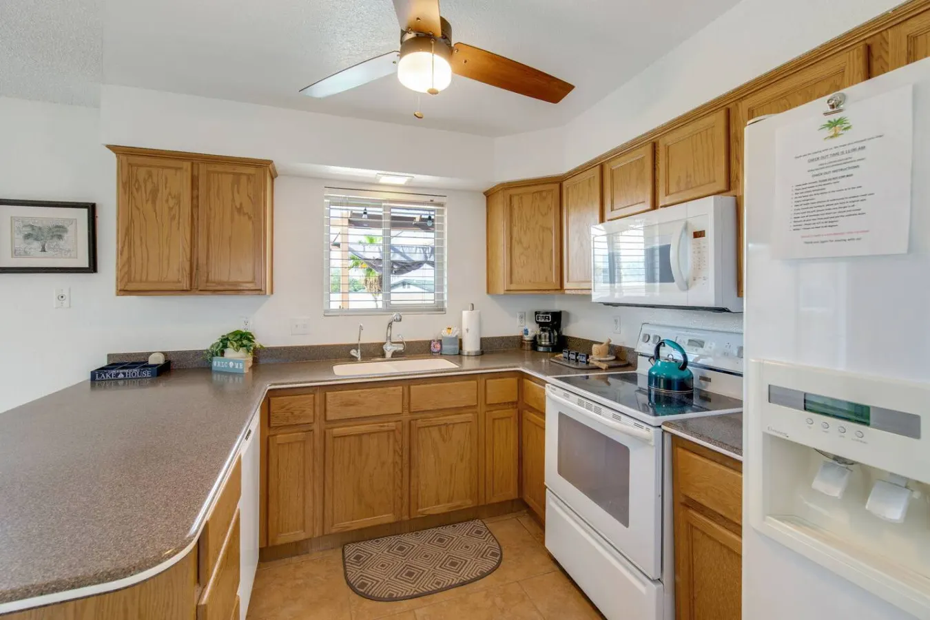 Havasu Runabout - Pool, Lake Views, Comfort 12