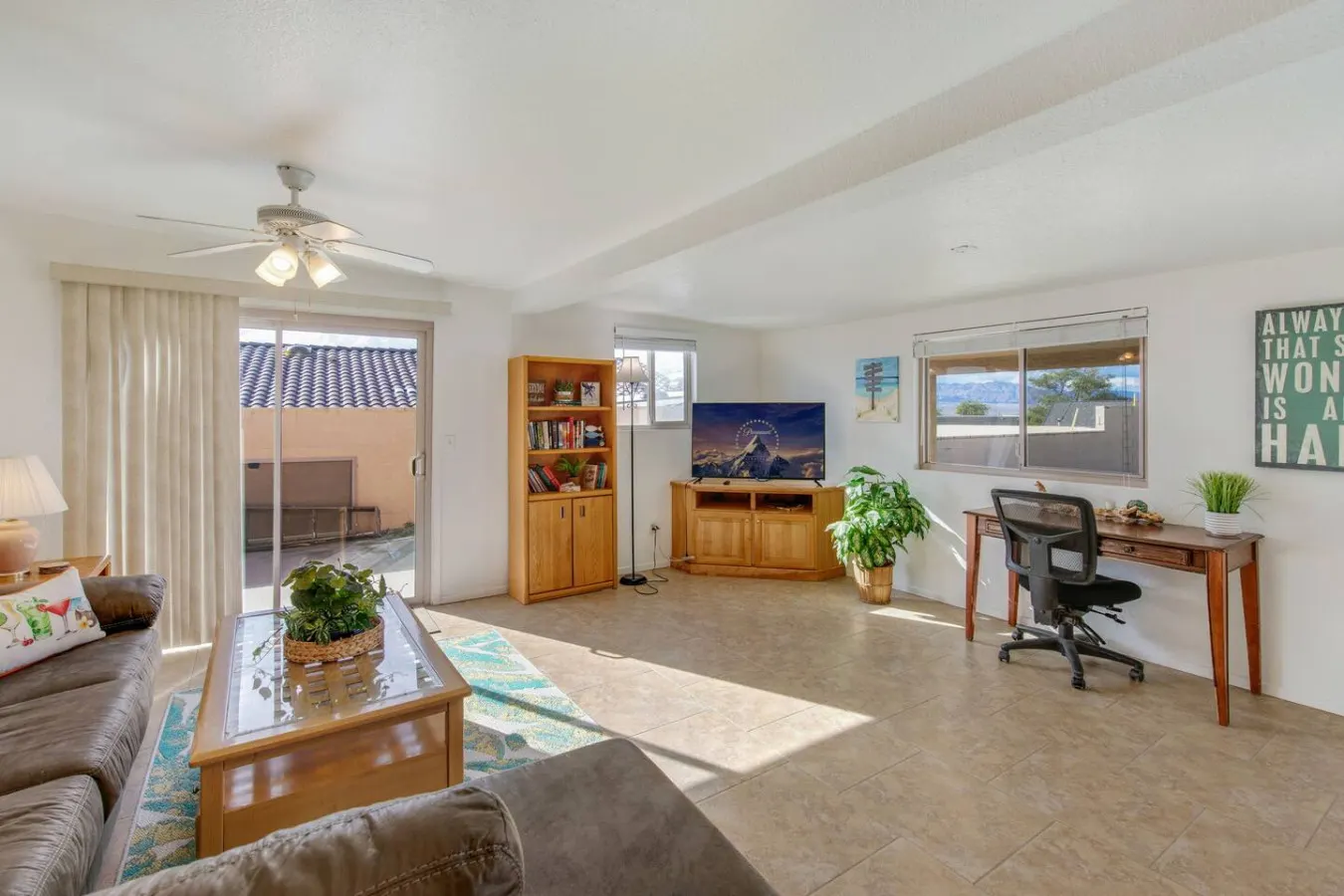 Havasu Runabout - Pool, Lake Views, Comfort — photo 3