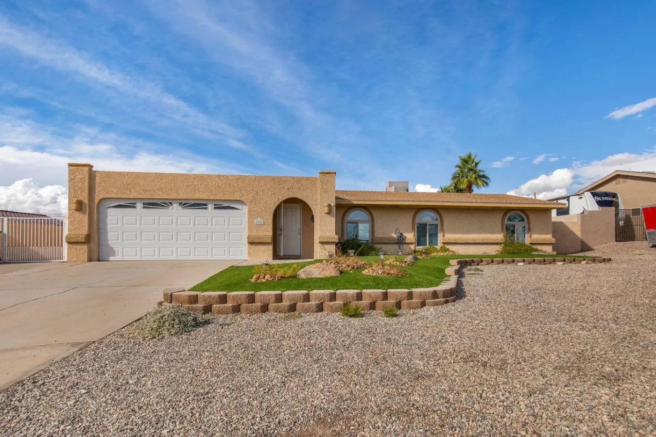 Havasu Runabout - Pool, Lake Views, Comfort — photo 5
