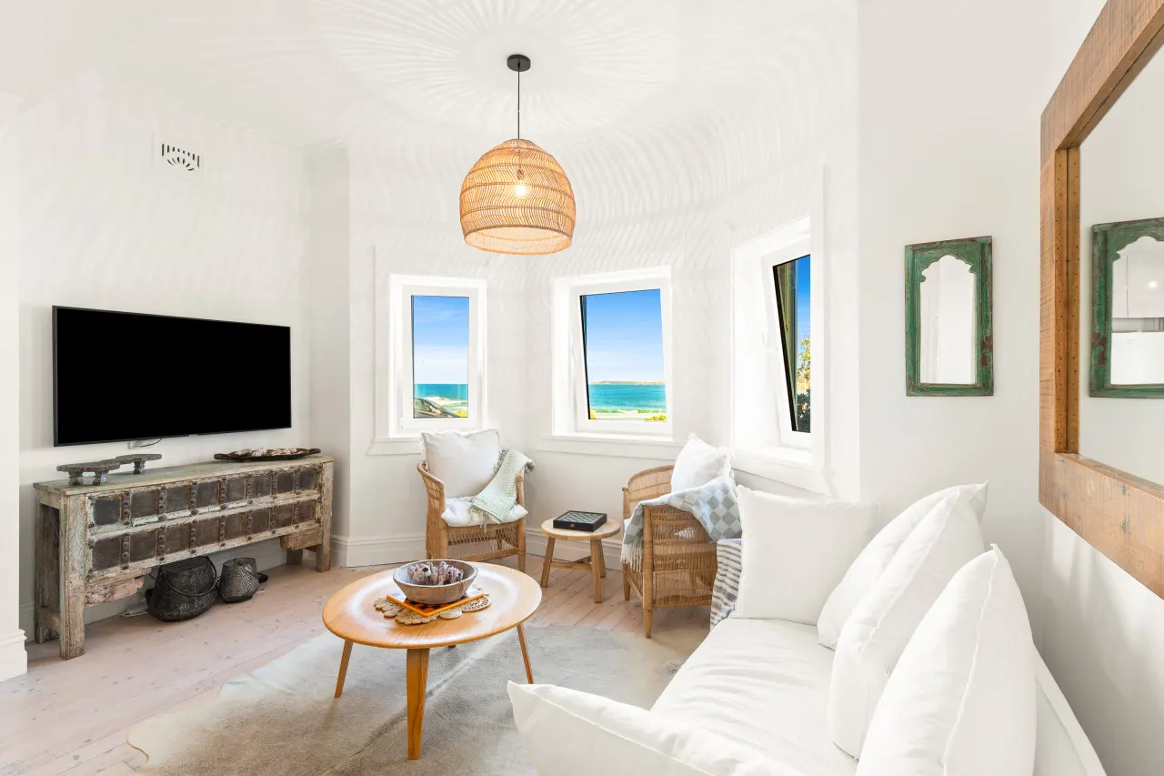 Beachside Boho Retreat by Sydney Dreams 9