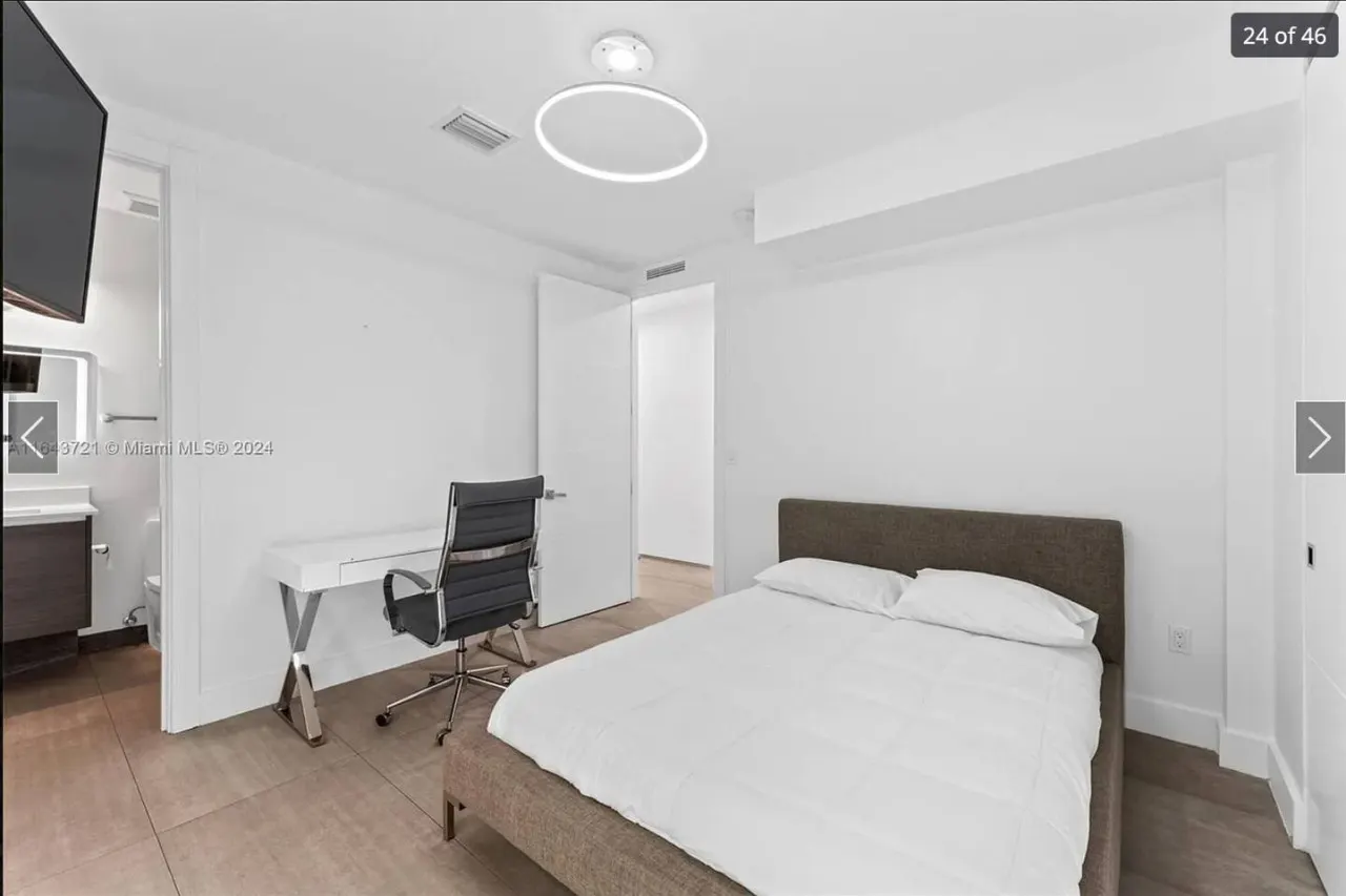 NEW 4BR Luxury Home in Brickell w/Rooftop Pool 14