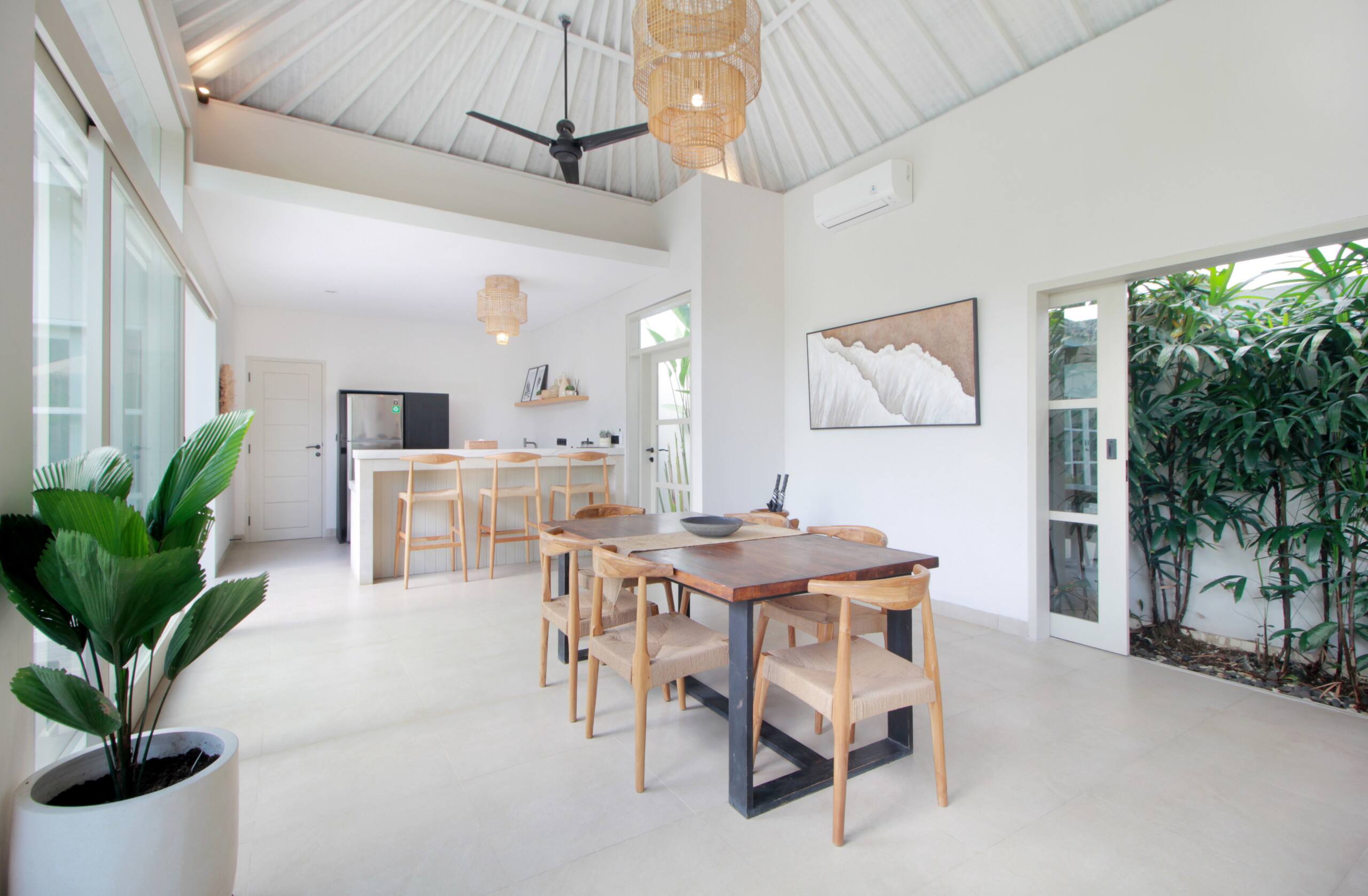 EchoBeachVilla, 3BR, Quiet, Private, 100m to beach — photo 3
