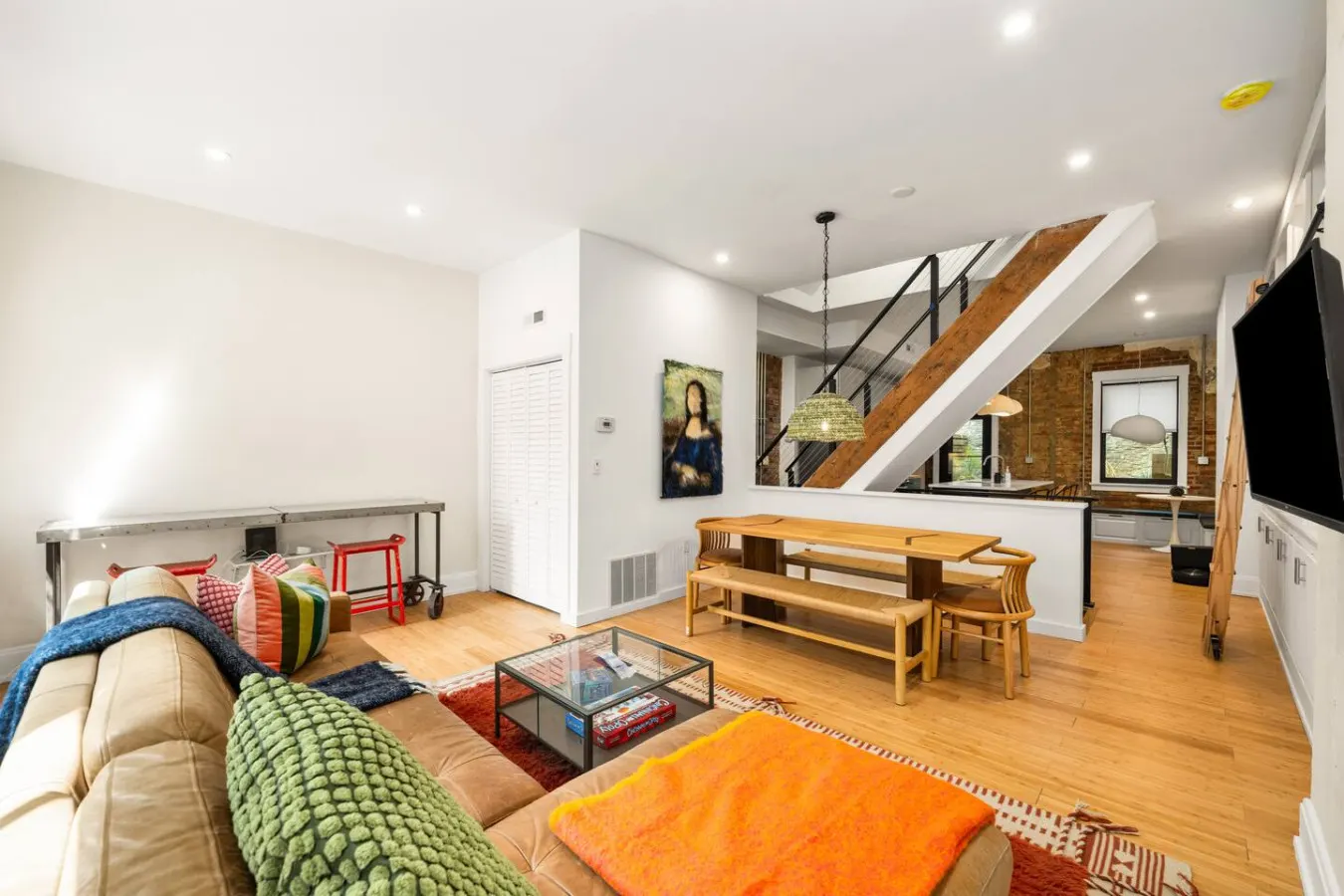 Lux Hidden Gem, 2bd w/ Patio Steps from All OTR