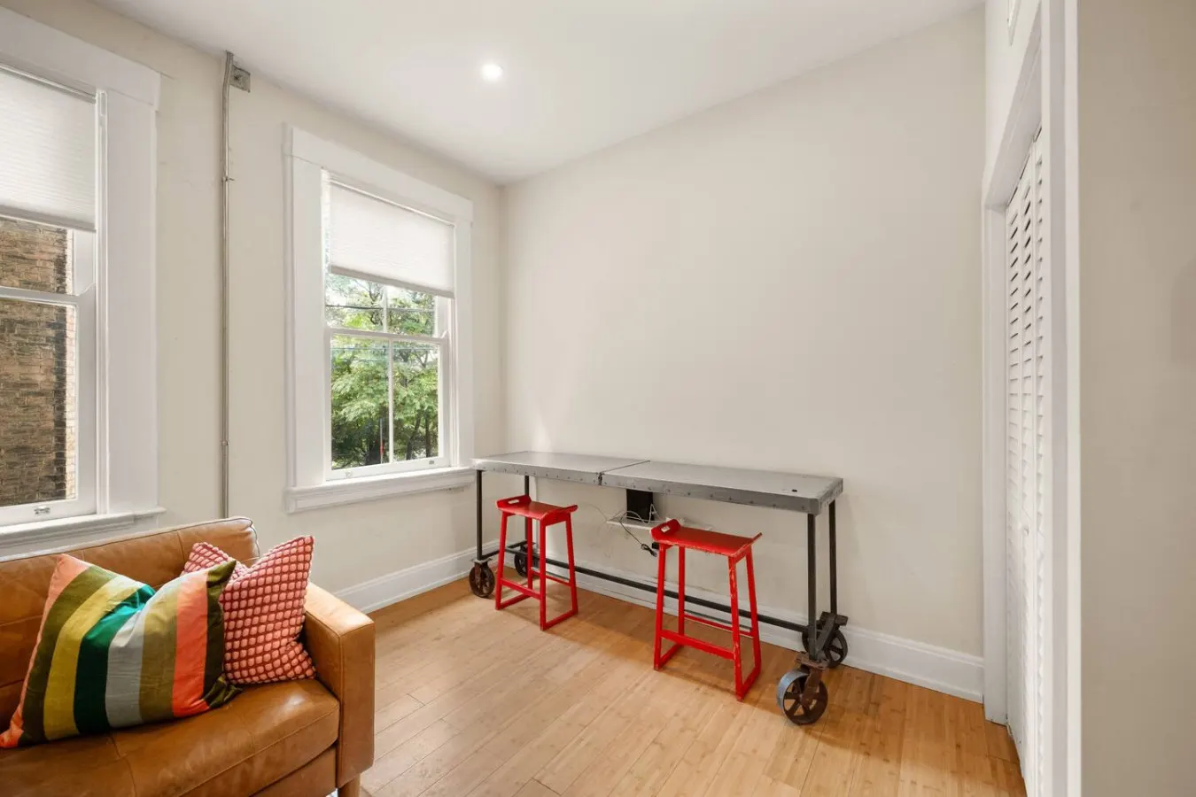 Lux Hidden Gem, 2bd w/ Patio Steps from All OTR 13