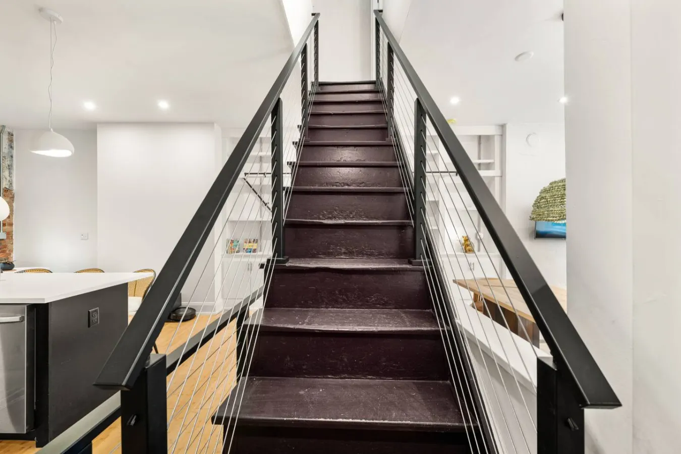 Lux Hidden Gem, 2bd w/ Patio Steps from All OTR 17