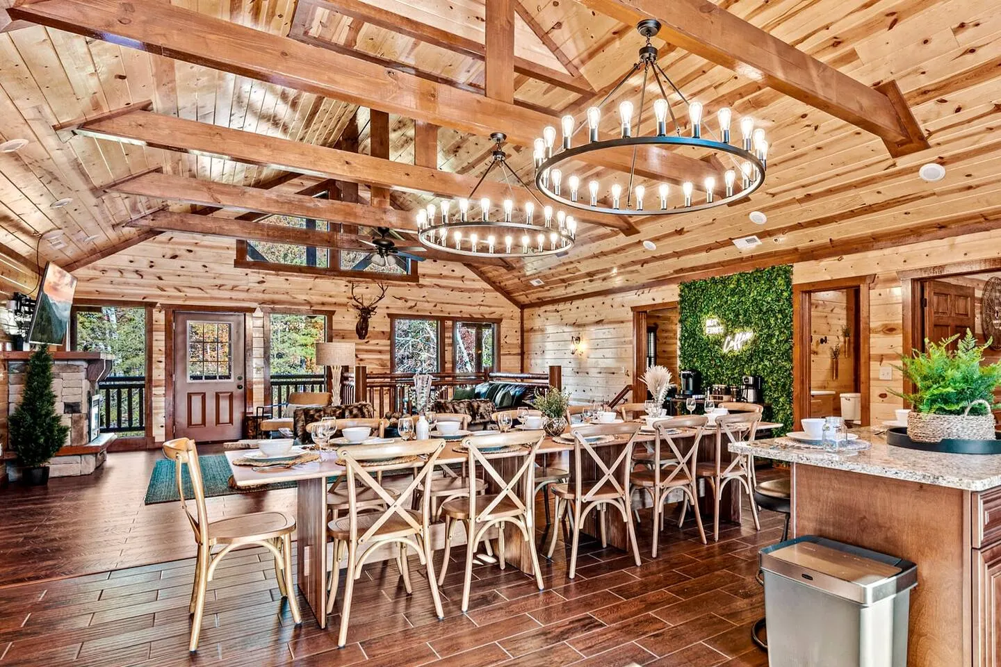 Stunning Luxe Cabin Indoor Heated Pool Sleeps 28