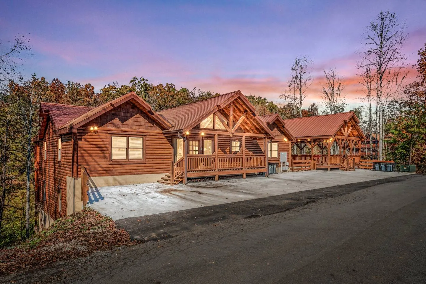 Stunning Luxe Cabin Indoor Heated Pool Sleeps 28 7